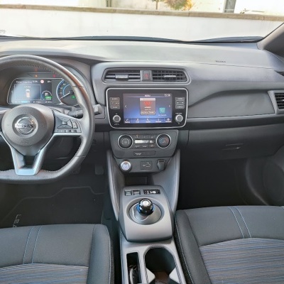 NISSAN LEAF N-Connecta 40 KW