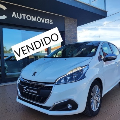 PEUGEOT 208 Allure 1.2 Auto