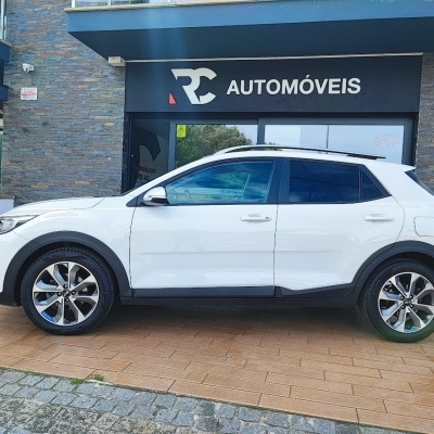 KIA Stonic 1.0 T-GSi Drive