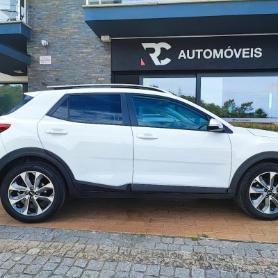 KIA Stonic 1.0 T-GSi Drive