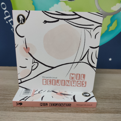 Mil Beijinhos [Rosa] | The Poets and Dragons Society