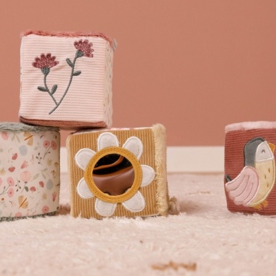 Set de Cubos macios: Flowers & Butterflies | Little Dutch