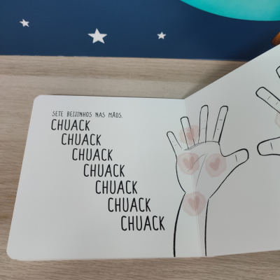 Mil Beijinhos [Azul] | The Poets and Dragons Society