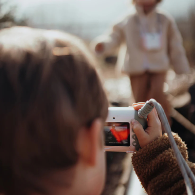 Máquina Fotográfica com impressão: Rosa | KidyWolf