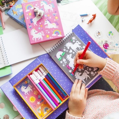 Conjunto de Colorir: Unicórnios | Tiger Tribe