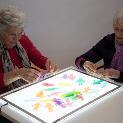 Silishapes Linking People | TickiT