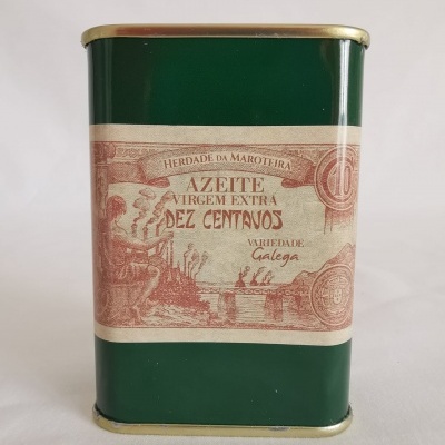 Lata verde de azeite virgem extra DeZ Centavos com rótulo tradicional