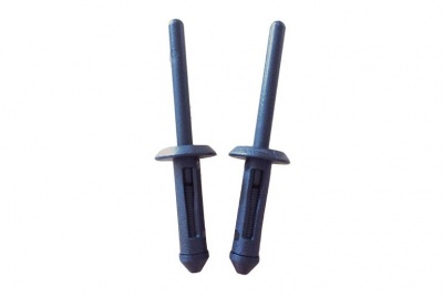 rebites de plástico