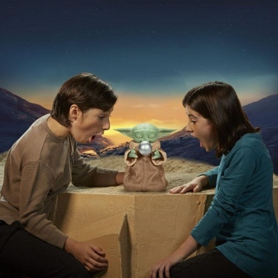 Star Wars The Mandalorian Interactive Figure Galactic Snackin´ Grogu