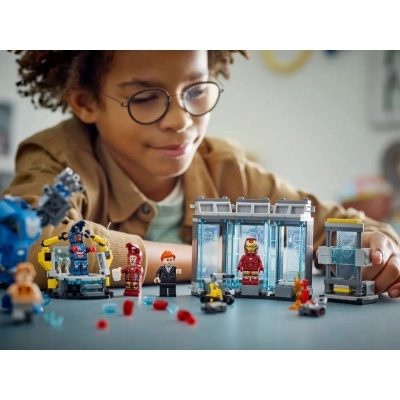 Lego 76315 - Marvel Super Heroes: Iron Man's Laboratory: Hall of Armor