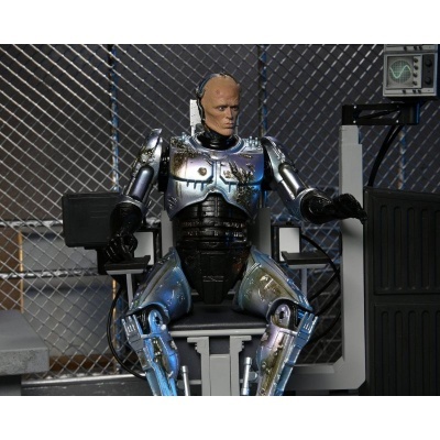 RoboCop Action Figure Ultimate Battle Damaged RoboCop with Chair RoboCop Action Figure Ultimate Battle Damaged RoboCop with Chair