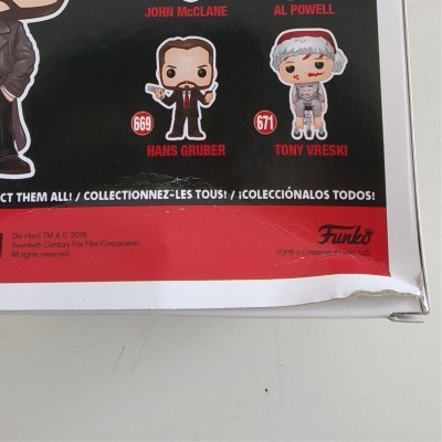 Funko&#x20;POP&#x21;&#x20;Movies&#x3A;&#x20;Die&#x20;Hard&#x20;-&#x20;Hans&#x20;Gruber&#x20;&#x28;CAIXA&#x20;DANIFICADA&#x29;