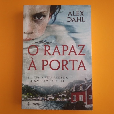 O Rapaz à Porta, Alex Dahl