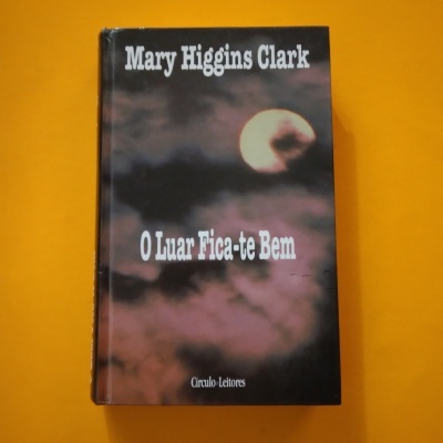 O Luar Fica-te Bem, Mary Higgins Clark