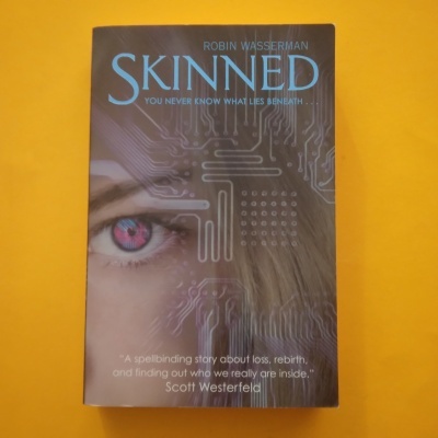 Skinned, Robin Wasserman