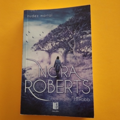 Nudez Mortal, Nora Roberts (J.D. Robb)