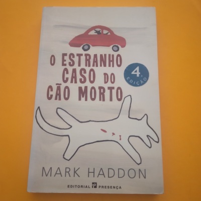 O Estranho Caso do Cão Morto, Mark Haddon