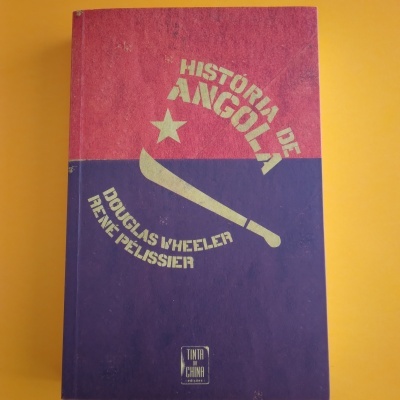 História de Angola, Douglas Wheeler e René Pélissier