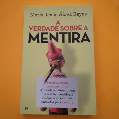 A Verdade Sobre a Mentira, María Jesús Álava Reyes