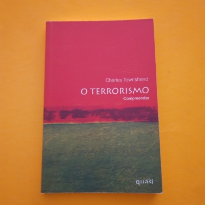 Compreender... O Terrorismo, Charles Townsend