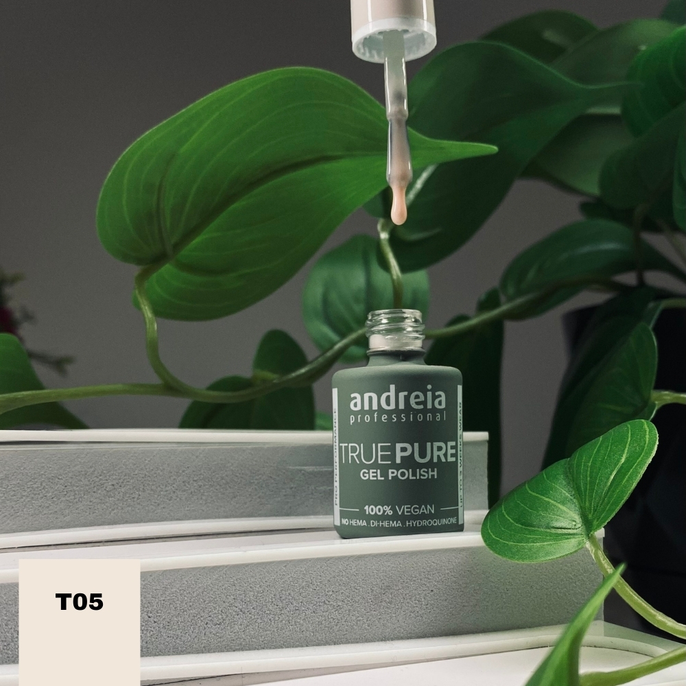 The Gel Polish Andreia True Pure T05 - Milky Nude (Nude Leitoso) The Gel Polish Andreia True Pure T05 - Milky Nude (Nude Leitoso)