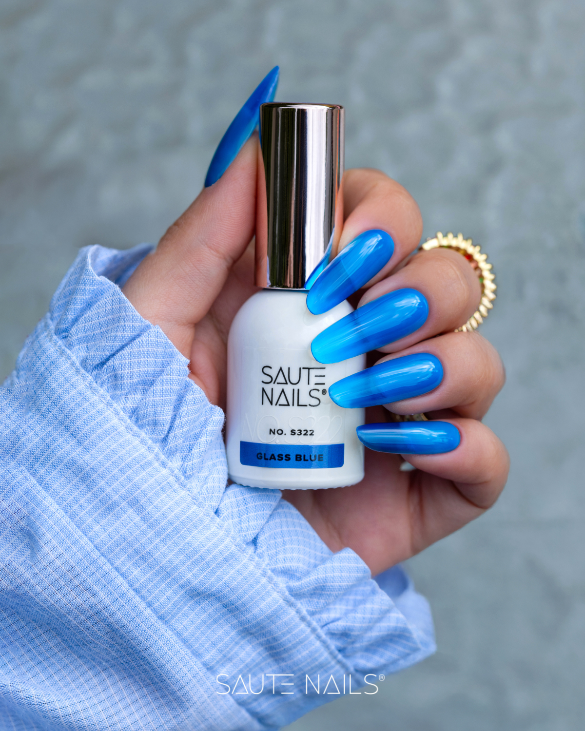 Verniz Gel Saute Nails S322 - Glass Blue (Azul Semi-transparente) Verniz Gel Saute Nails S322 - Glass Blue (Azul Semi-transparente)