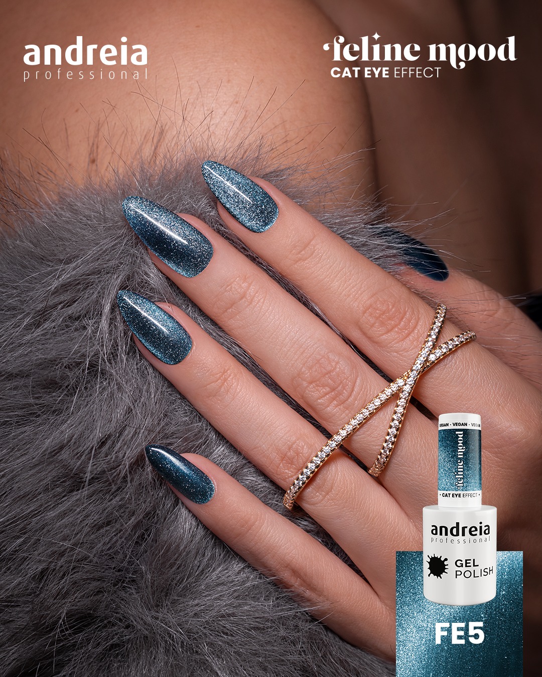 Verniz Gel Andreia Cat Eye Effect FE5 (Glitter azul petróleo com brilhos azuis) Verniz Gel Andreia Cat Eye Effect FE5 (Glitter azul petróleo com brilhos azuis)