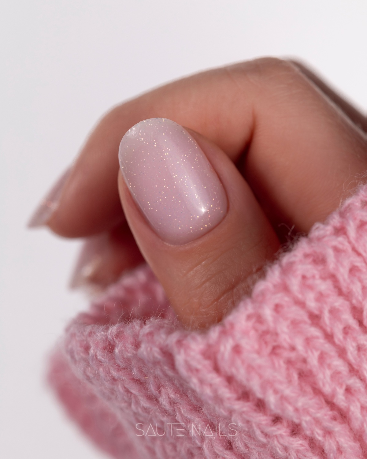 Gel Construtor Saute Nails BiB Level UP – Rose Mist (Rosa Leitoso com Brilhos) 8ml Gel Construtor Saute Nails BiB Level UP – Rose Mist (Rosa Leitoso com Brilhos) 8ml