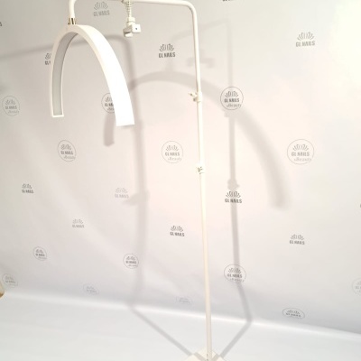 Candeeiro de Pé Alto Led 180º Branco para Marquesa e OFERTA de Suporte para Telemóvel