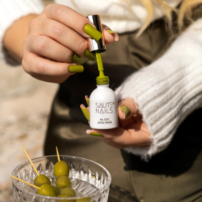 Verniz Gel Saute Nails S257 Extra Virgin (Verde Oliva)
