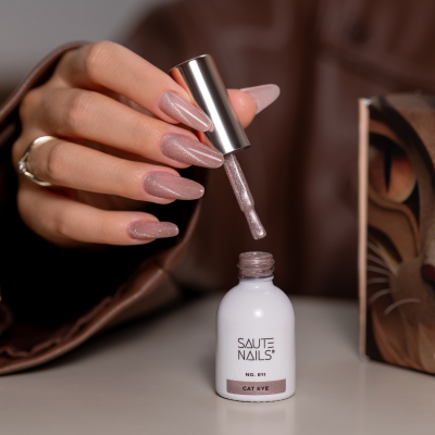 Verniz Gel Saute Nails Cateye Effect E11 (Bege Acastanhado)
