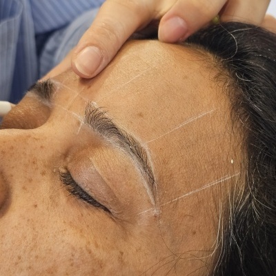 Curso de Threading e Design de Sobrancelhas com henna