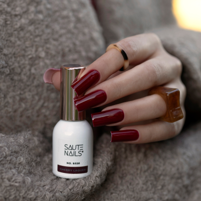 Verniz Gel Saute Nails S328 - Cherry Laquer (Bordô Cereja)