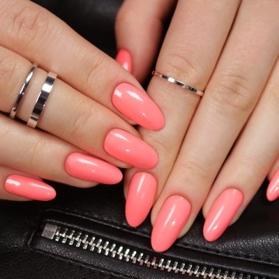 Victoria Vynn 226 - Living Coral