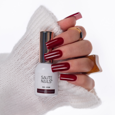 Verniz Gel Saute Nails S328 - Cherry Laquer (Bordô Cereja)