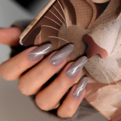 Verniz Gel Saute Nails Cateye Effect E16 (Cinzento com Brilho Prata)