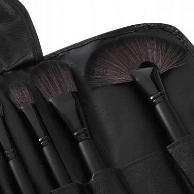 Bolsa com 24 Pincéis de Maquilhagem