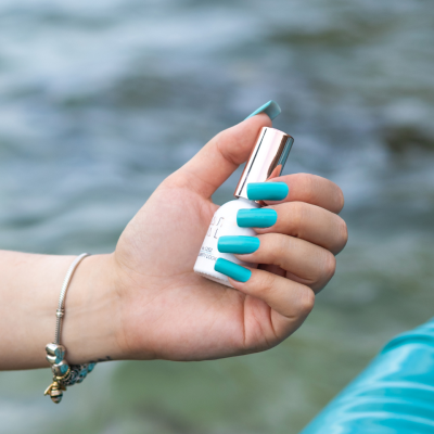 Verniz Gel Saute Nails S252 Celebrity Look (Azul Turquesa Néon)