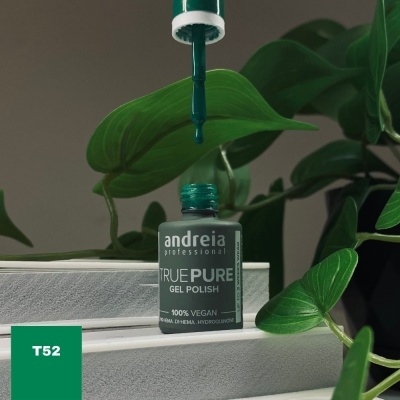 The Gel Polish Andreia True Pure T52 (Verde Esmeralda)