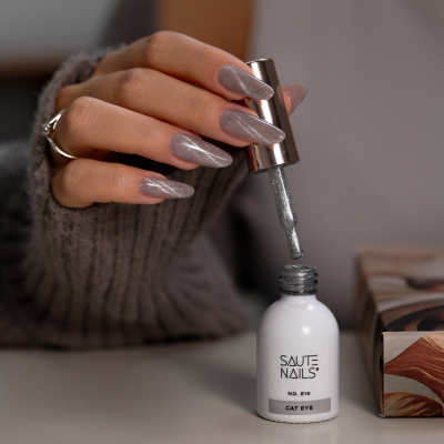 Verniz Gel Saute Nails Cateye Effect E16 (Cinzento com Brilho Prata)
