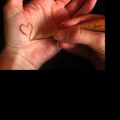 Tinta HENNA com GLITTER em CONE para Tatutagens Temporárias - Vermelho