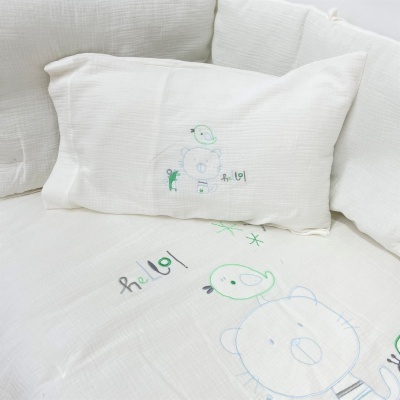 Conjunto Edredón Bordado Muselina Gato