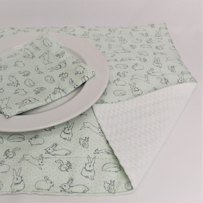 Mantel Individual Duplo Easter Coelhos GREEN