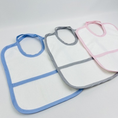 Babero Bebé Cuadrado Con plástico