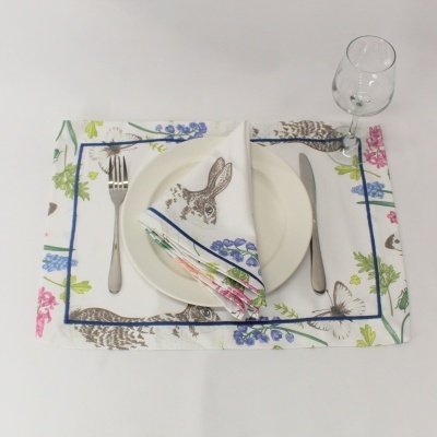 Mantel Individual/Servilleta/Camino de mesa Conejo de Pascua