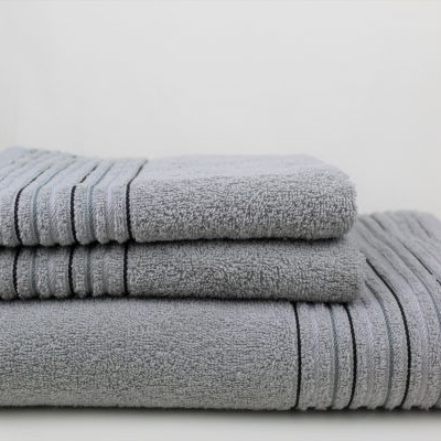 Toalla de Baño Lines 400g/m2