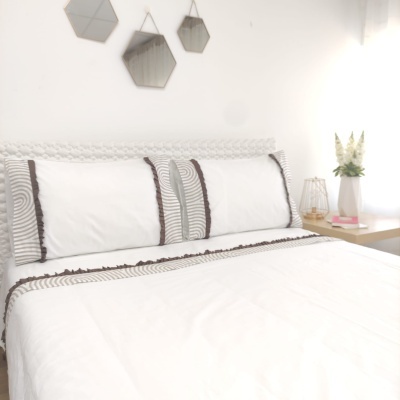 Juego de Sábanas Brownie Volante