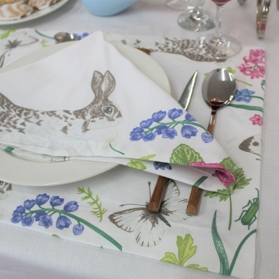 Mantel Individual/Servilleta/Camino de mesa Conejo de Pascua