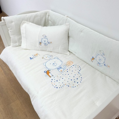 Conjunto Edredón Bordado Muselina Gato