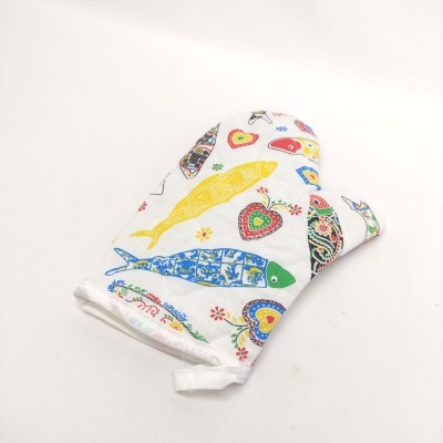 Manopla Acolchado Sardinas